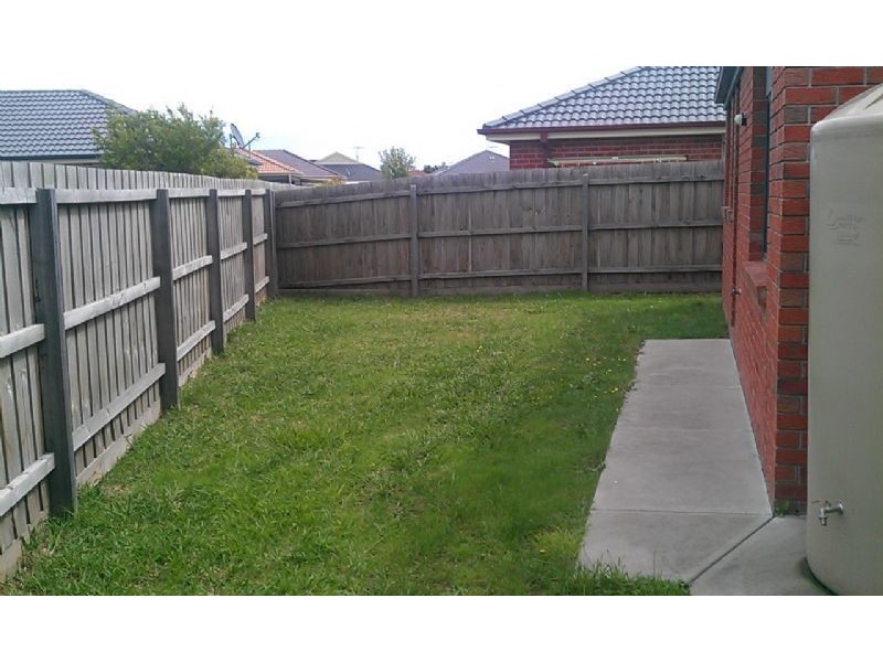 30 Red Gum Circuit, Pakenham VIC 3810