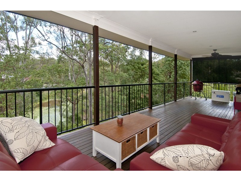 15 Lagovista Terrace, Bahrs Scrub QLD 4207