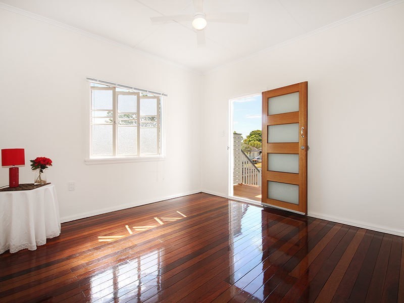34 Faine St, Manly West QLD 4179