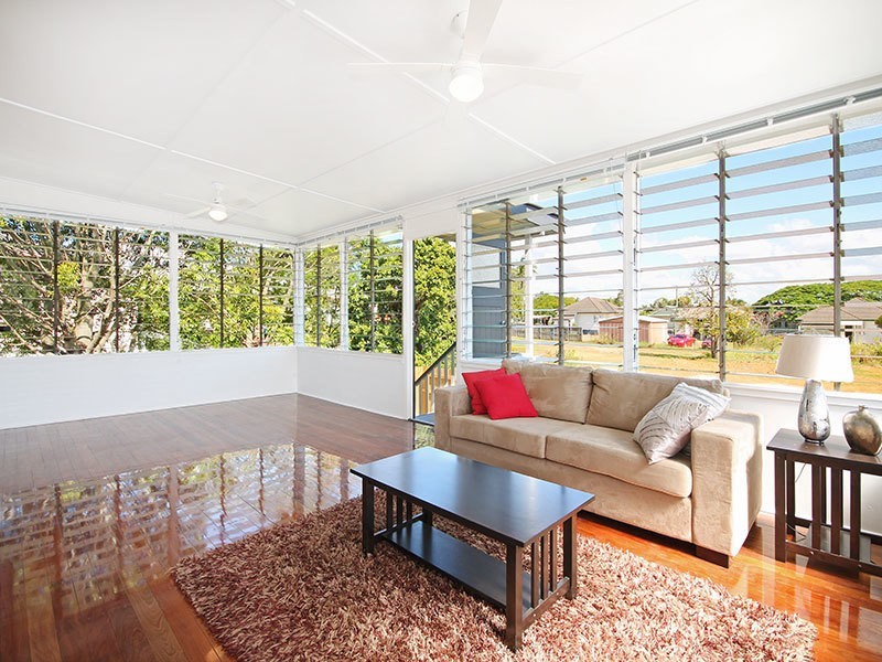 34 Faine St, Manly West QLD 4179