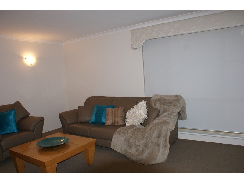 126 Oceanside Promenade, Mullaloo WA 6027