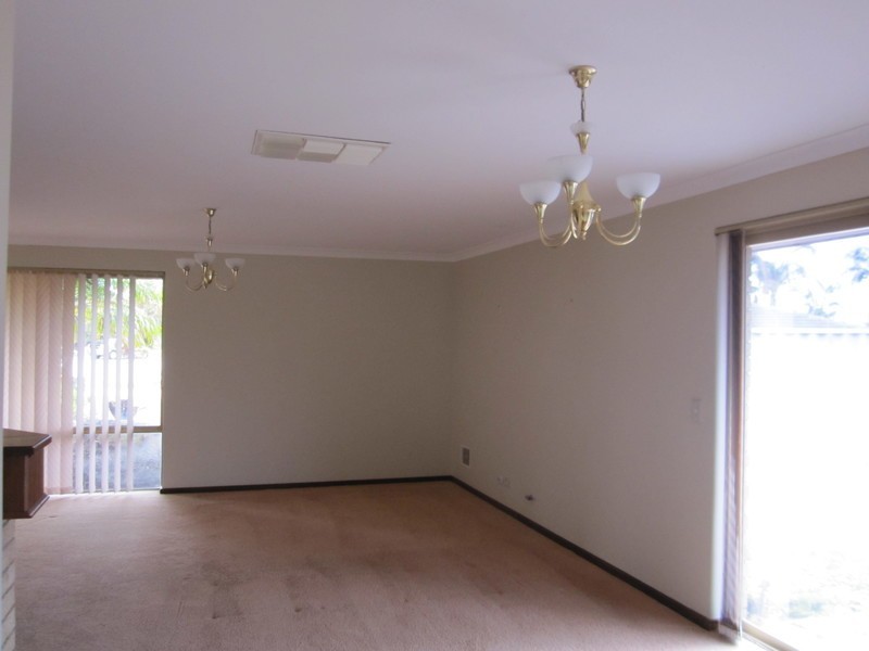 10  Chartwell Pl, Leeming WA 6149