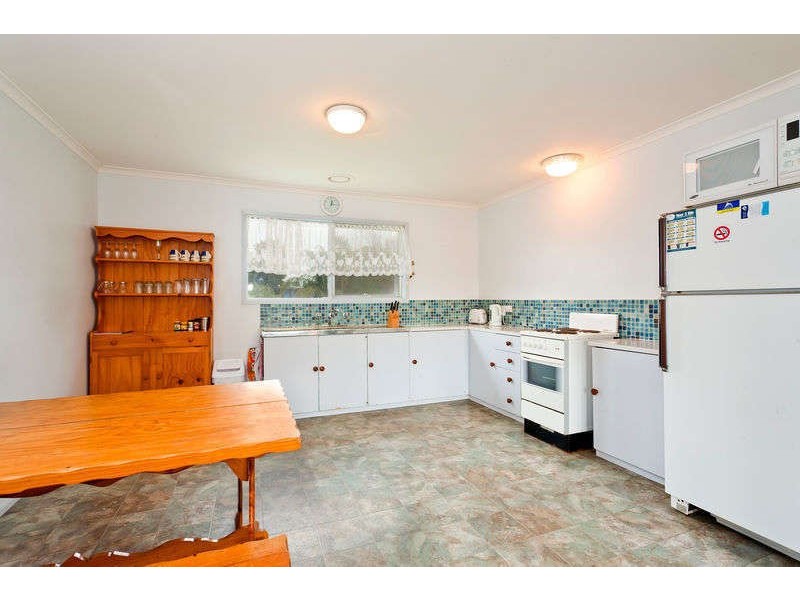 13 pengilley avenue, Apollo Bay VIC 3233