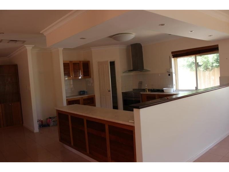 61A Mckimmie Rd, Palmyra WA 6157