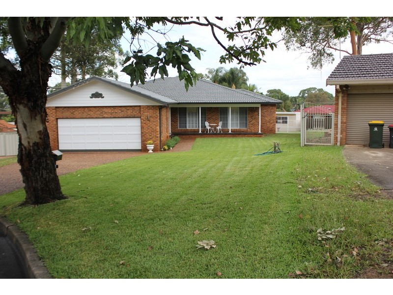 4 Moorehead Ave, Silverdale NSW 2752