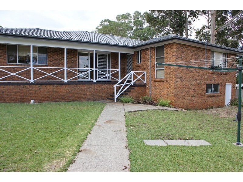 4 Moorehead Ave, Silverdale NSW 2752