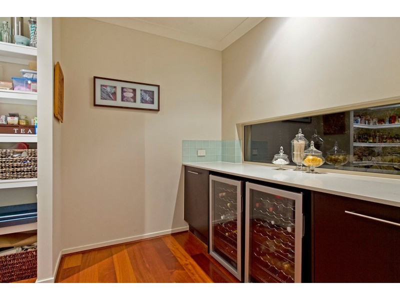 15 Summer Hill Crescent, Maudsland QLD 4210