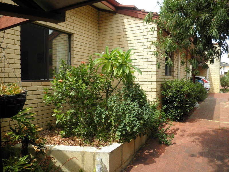 2/68 Comer St, Como WA 6152