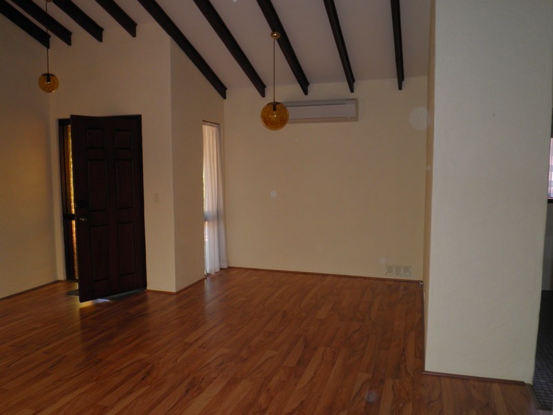 2/68 Comer St, Como WA 6152