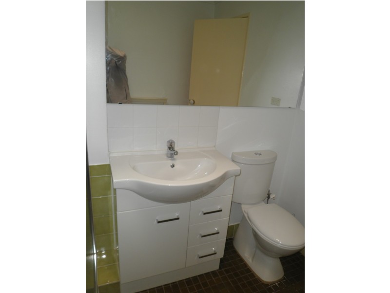 2/68 Comer St, Como WA 6152