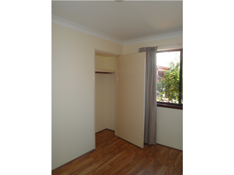 2/68 Comer St, Como WA 6152