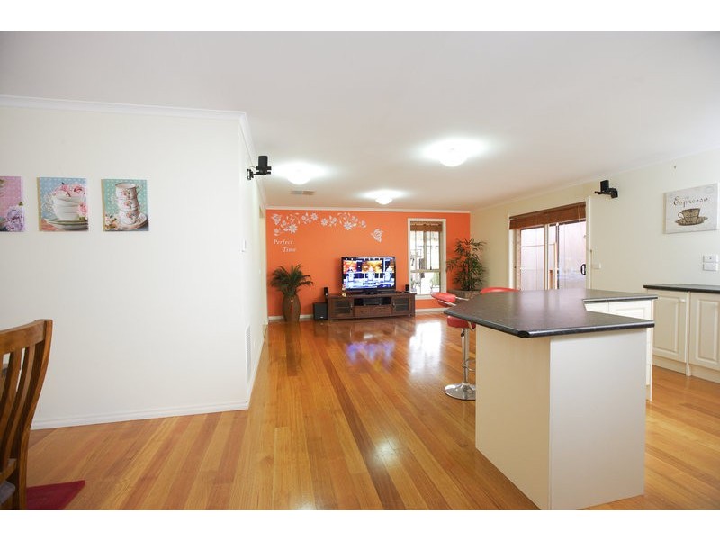 13 Red Oak Tce, Lyndhurst VIC 3975