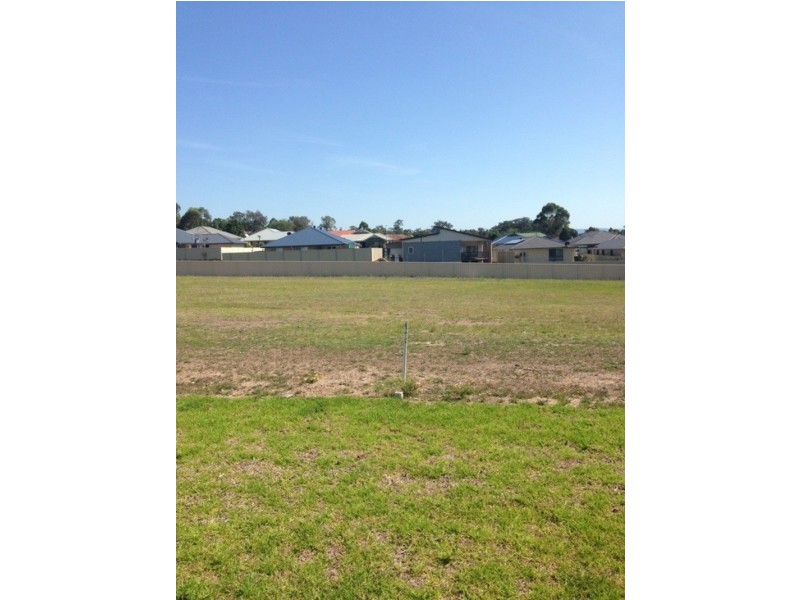 16 Alpina Place, South Nowra NSW 2541