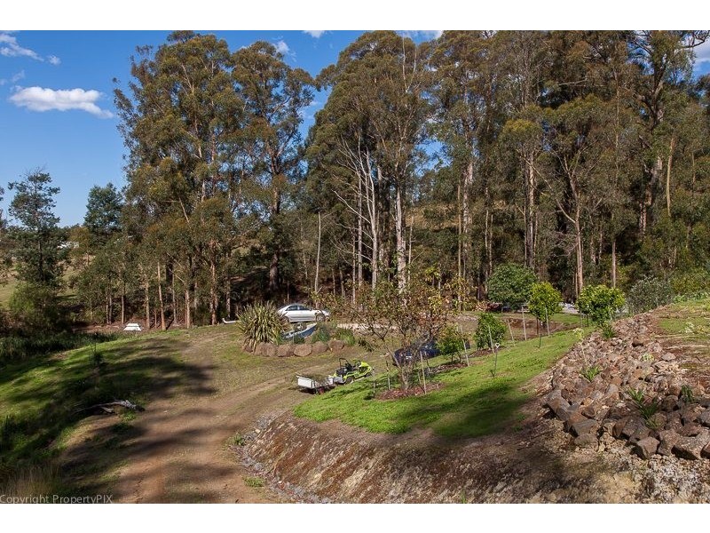 11 Nala Road, Oyster Cove TAS 7150