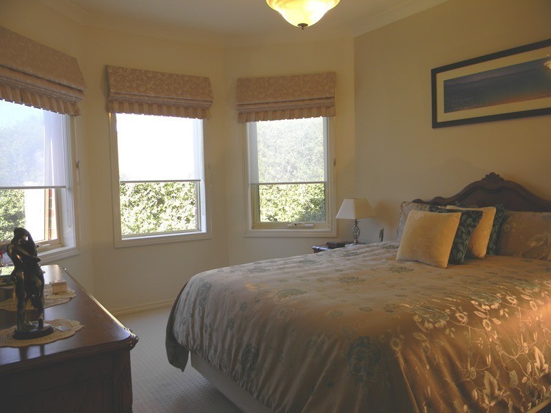 15 McIntyre Drive, Altona VIC 3018