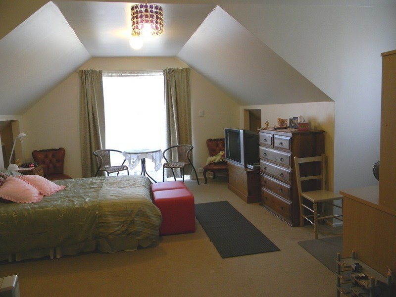 15 McIntyre Drive, Altona VIC 3018