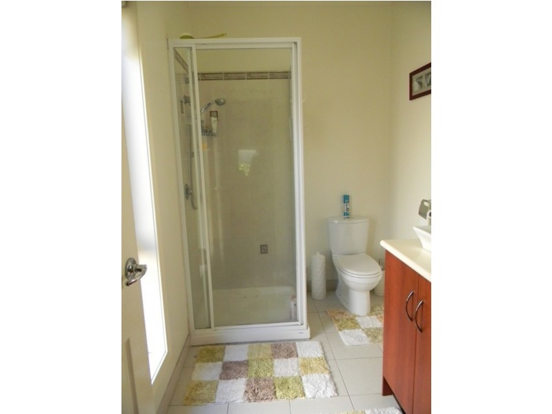 15 McIntyre Drive, Altona VIC 3018