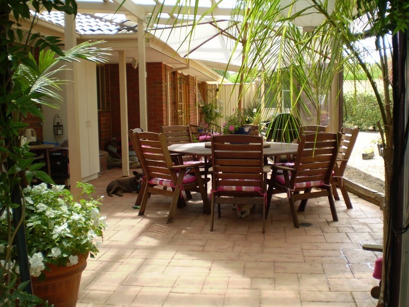 14 Rye Court, Romsey VIC 3434