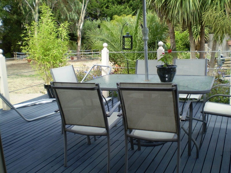 14 Rye Court, Romsey VIC 3434