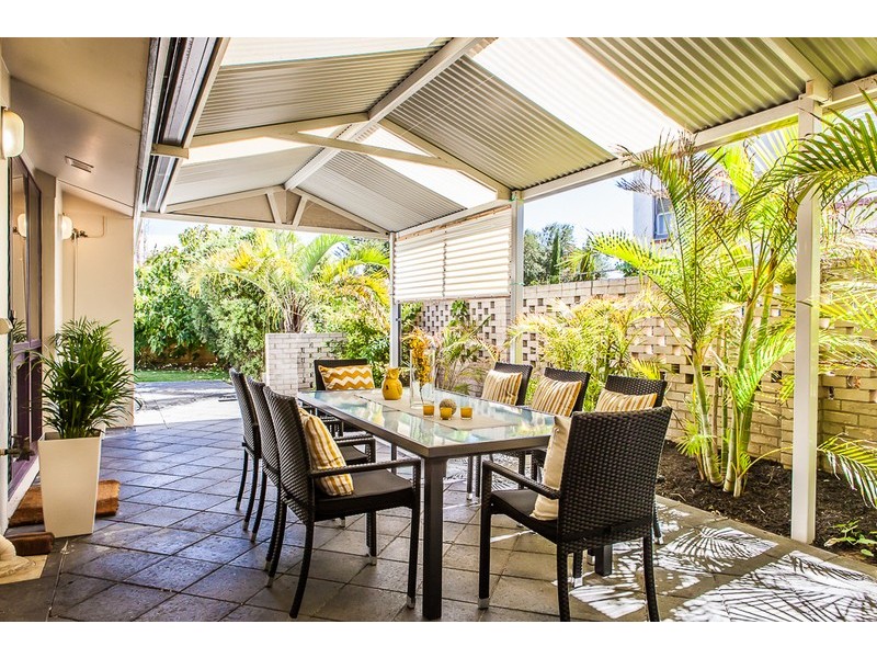 21 Gloucester Ave, Shoalwater WA 6169