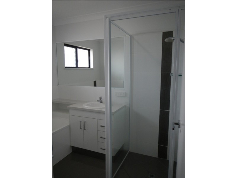 37 Macartney Drive, Marian QLD 4753