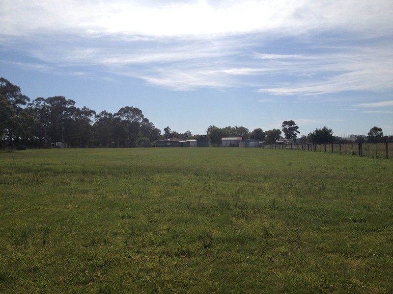 230 Princes Way, Longwarry North VIC 3816