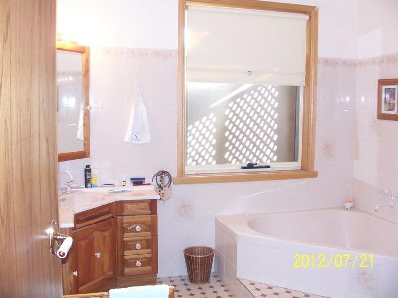 Four Mile Creek TAS 7215