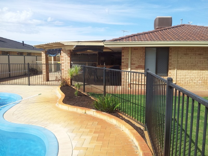 16 Cocos Grove, Kiara WA 6054