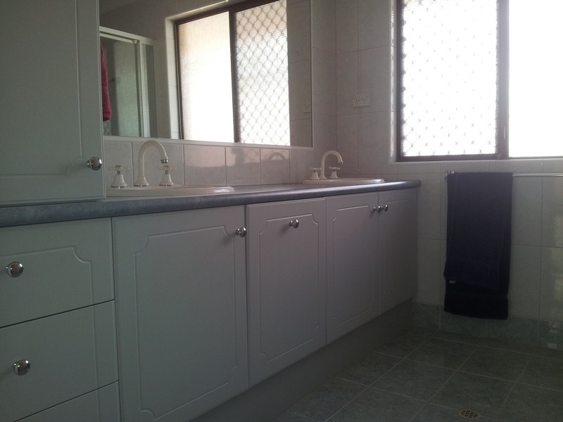 16 Cocos Grove, Kiara WA 6054