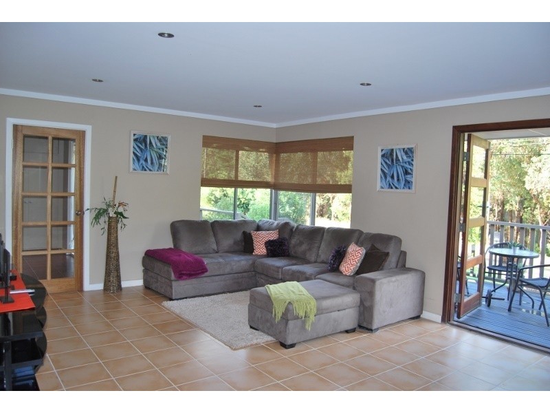 9 Boulder St, Donnybrook WA 6239