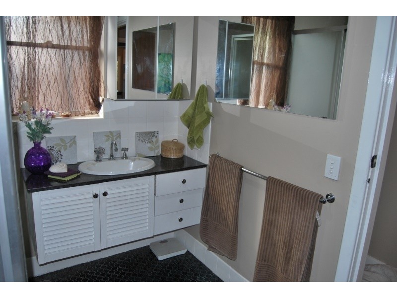 9 Boulder St, Donnybrook WA 6239