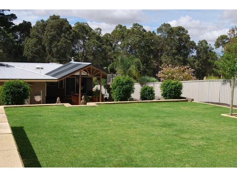 9 Boulder St, Donnybrook WA 6239