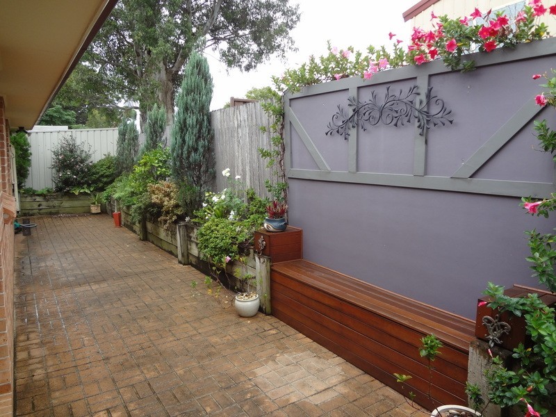 1/19 Amaral Avenue, Dapto NSW 2530