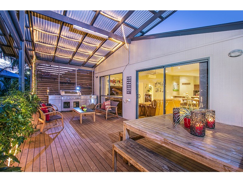21 Pine Crest Dr, Kurwongbah QLD 4503