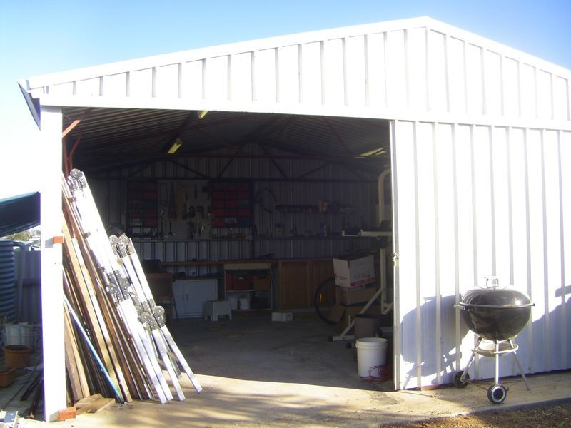 13 Stickland St, Wongan Hills WA 6603