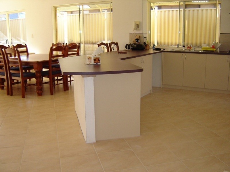 8 Daablone Vista, Dalyellup WA 6230