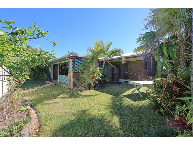 136 Davidson St, Bargara QLD 4670