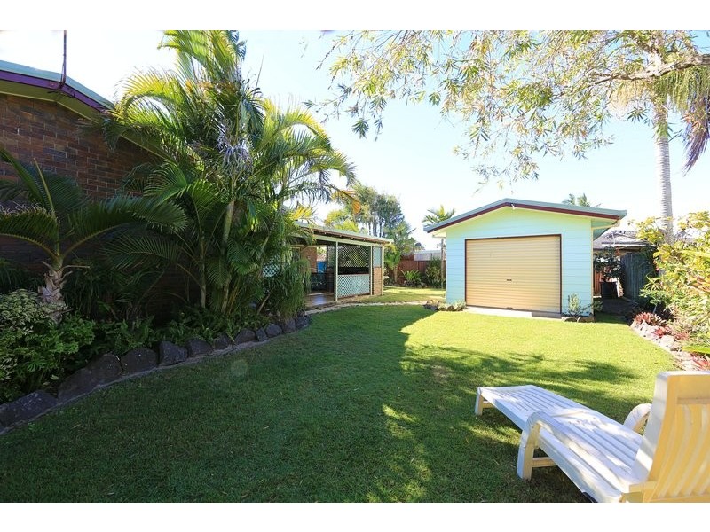 136 Davidson St, Bargara QLD 4670