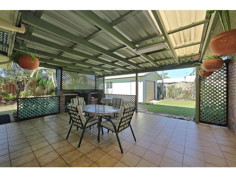 136 Davidson St, Bargara QLD 4670