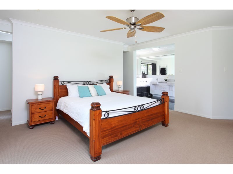 198-202  Spinebill Drive, Greenbank QLD 4124