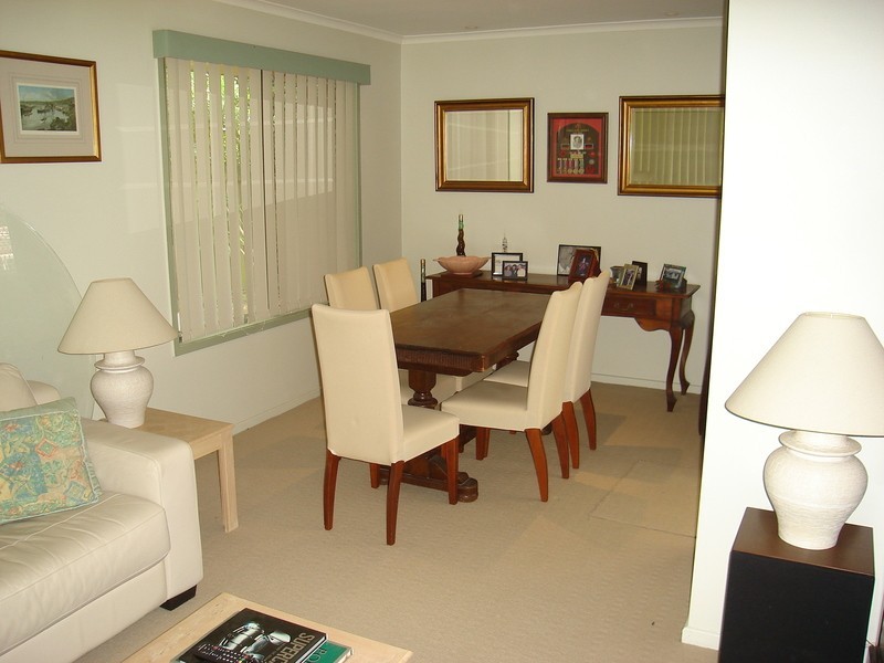 54 Marshall Lane, Kenmore QLD 4069