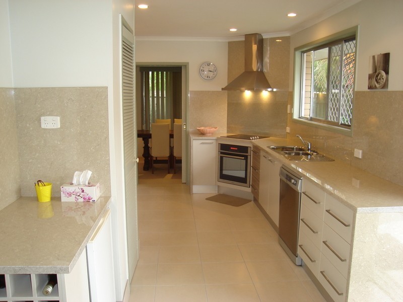 54 Marshall Lane, Kenmore QLD 4069