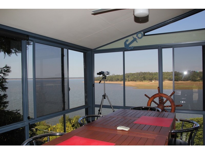 18 Katrina Cres, Glenmaggie VIC 3858