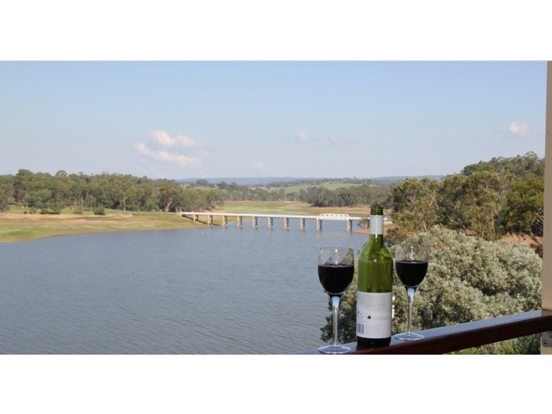 18 Katrina Cres, Glenmaggie VIC 3858