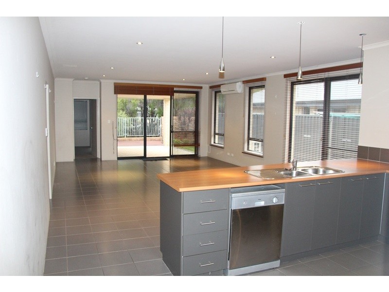 5 Ingot Lane, Harrisdale WA 6112
