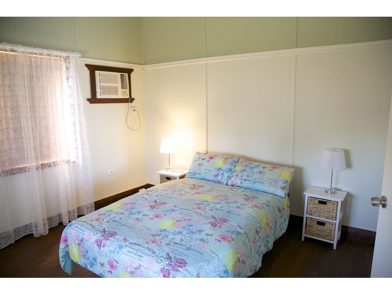 83 Hill St, Meekatharra WA 6642