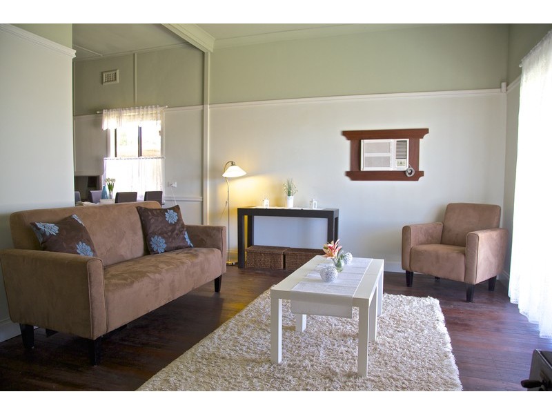 83 Hill St, Meekatharra WA 6642