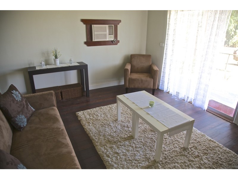 83 Hill St, Meekatharra WA 6642