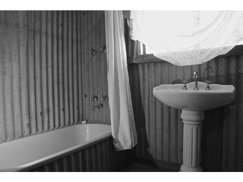 83 Hill St, Meekatharra WA 6642