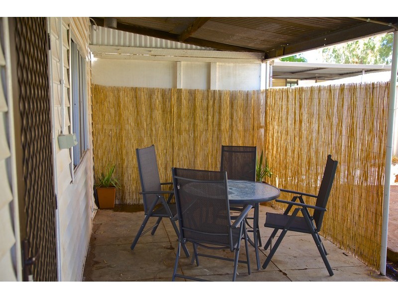 83 Hill St, Meekatharra WA 6642